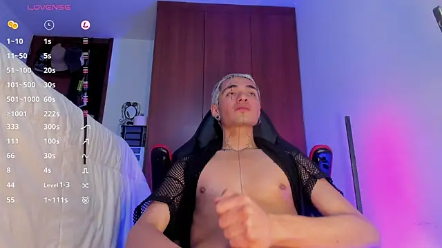 santikhalifa webcam