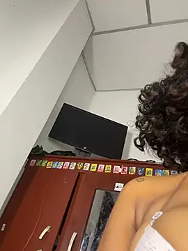 yumi_hanna Live Web Cam Show
