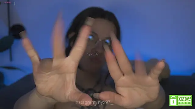nyx_97 webcam
