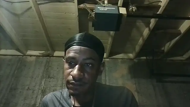 Leo99842 webcam