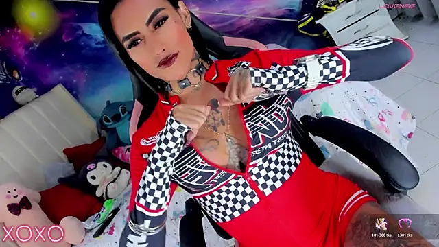 Nella_Dolls webcam