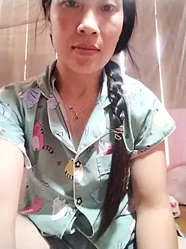 Myy_sexy live cam on StripChat