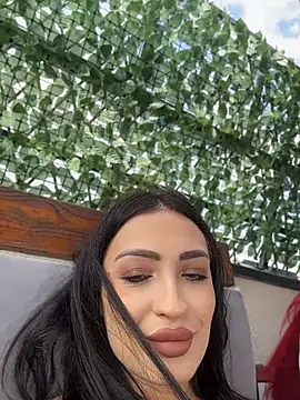 VictoriaLanes fitness webcam model