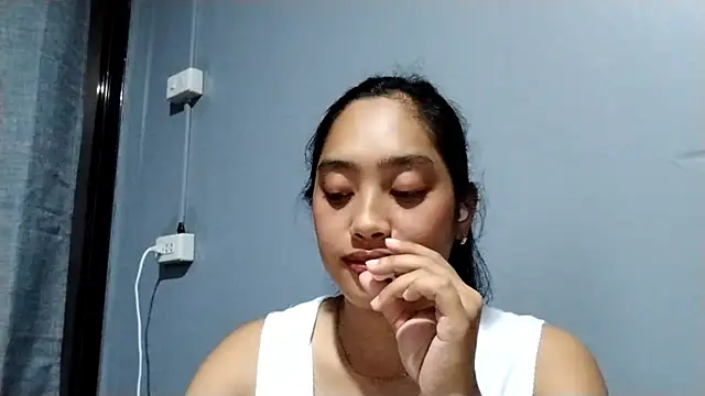 GiuseppinaAuge sporty cam girl