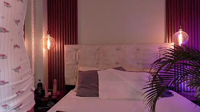 CamilaVelour webcam