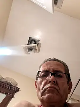 bobby69cock webcam