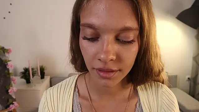 Kelly_Clarks