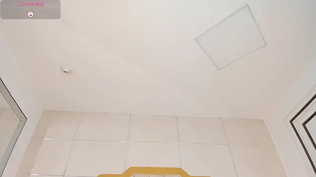 TahliaMoreau webcam