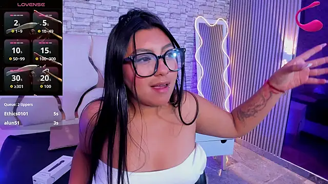 Laulin_tay webcam