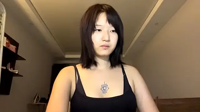 neonami webcam