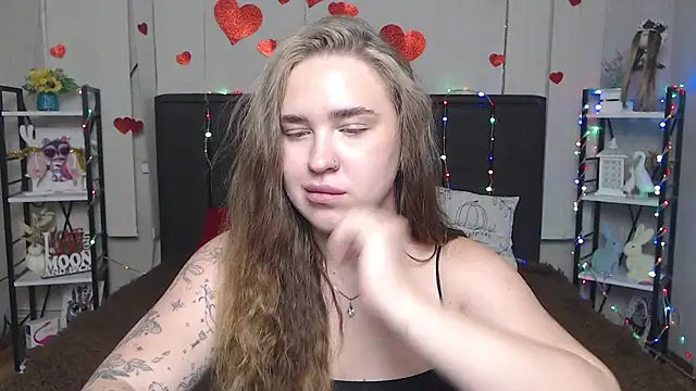 LauraHlot webcam
