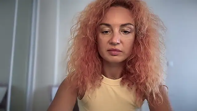Reddgiirl webcam