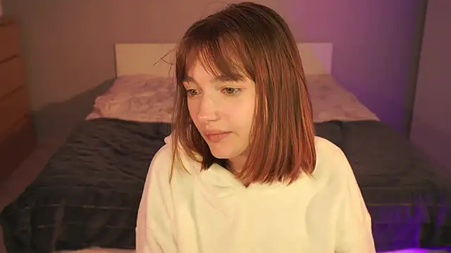 Leyla_crsh webcam