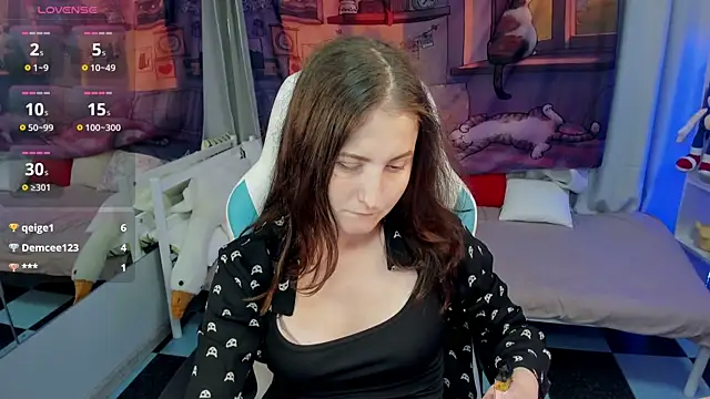KiraDuvall webcam