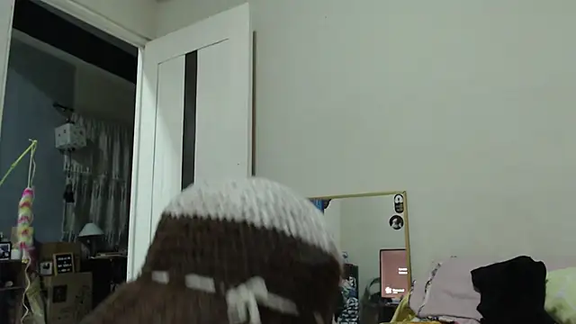 AlinaWoolf_ webcam