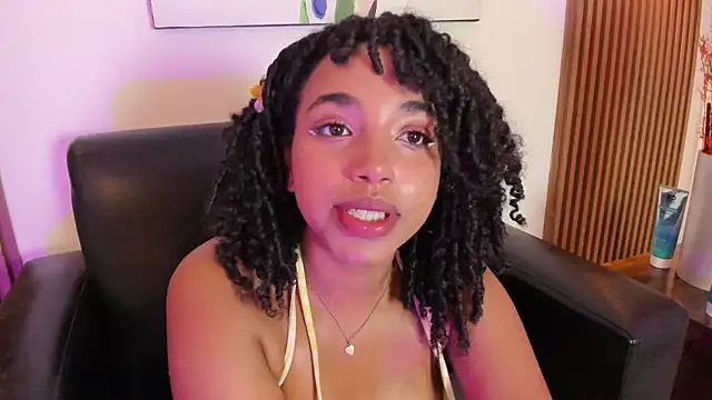 JazmyXXX webcam