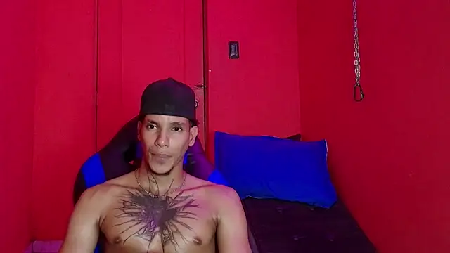 kai_storm77 webcam