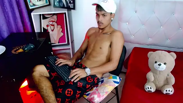 Angel_foxc13 webcam