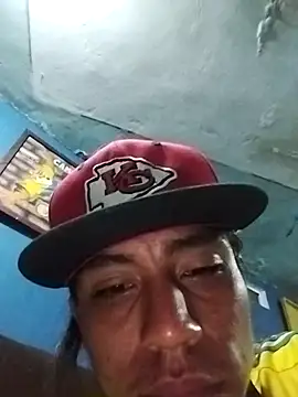 AlexAlejandro13 live sex cam