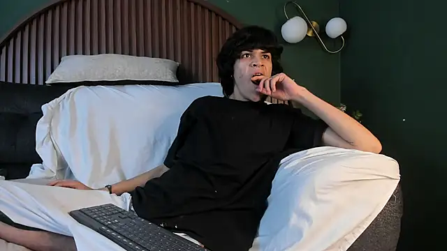 Diamond_twink webcam