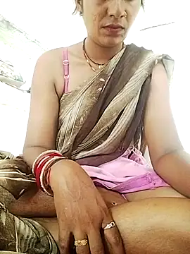 MISS-KAYA webcam