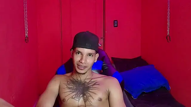 kai_storm77 webcam