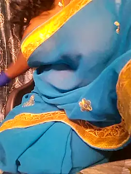 Tamil-ammukutty18 webcam