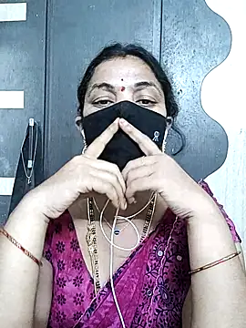 Leela_555 webcam