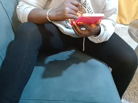 leslysexygirl webcam