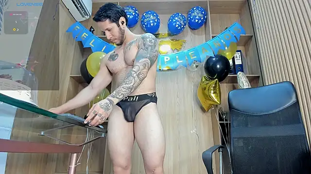 George_Diesell live sex cam