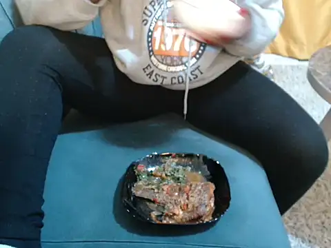 leslysexygirl webcam