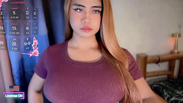 NyxaraSinDoll webcam