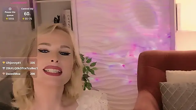 Sandra_Kind webcam
