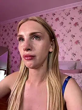 chatting BellaSwan-