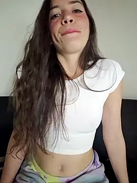 loveuu-bae webcam