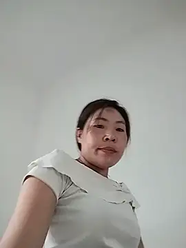 Yiyoongg webcam