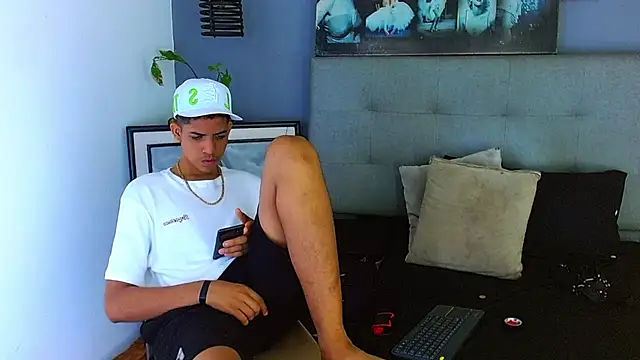 Lukaz_Caballero webcam