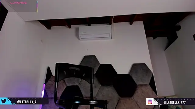 Latrellx7 webcam