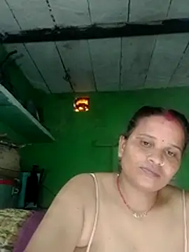 Shivani09900 webcam