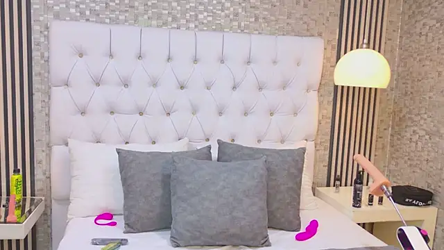 VioletSweetts webcam