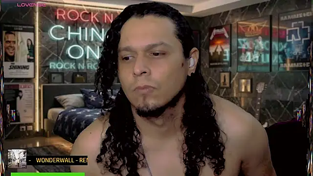 chino_roz webcam
