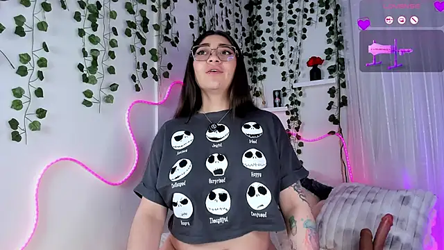 Samii_Evans webcam
