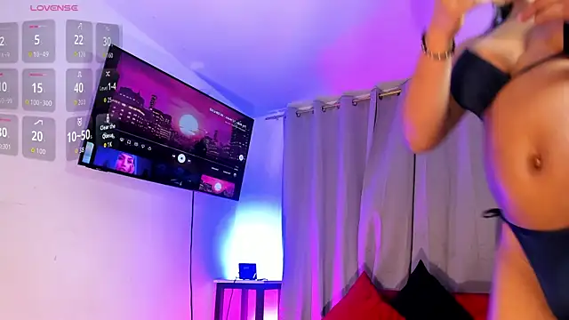 Fenty_XX webcam