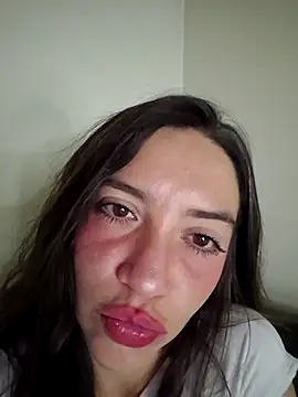loveuu-bae webcam