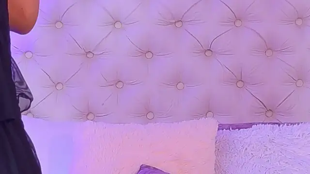 LaraBelmon webcam