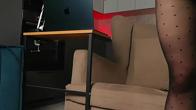Yourfreebird webcam
