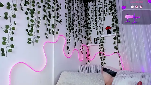 Samii_Evans webcam