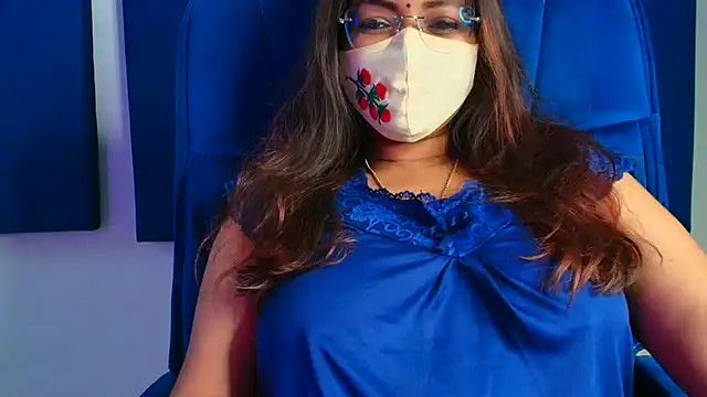 Anjali-Queen webcam
