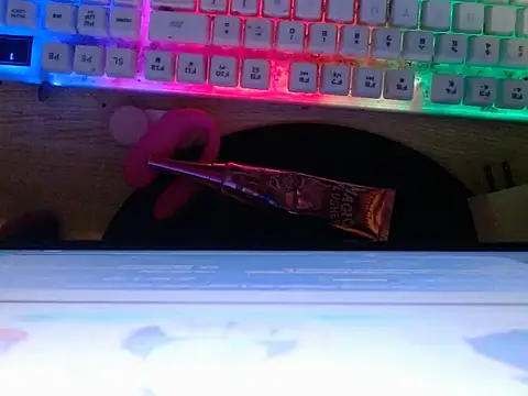AsianGoddess18 webcam