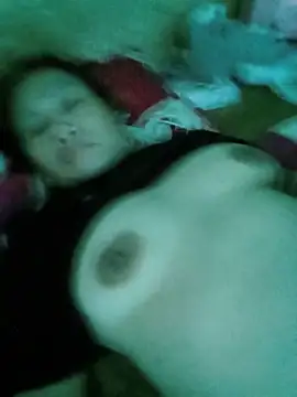 BlueGirlyeah webcam